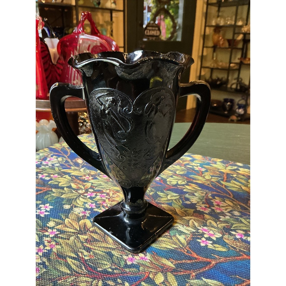VTG L.E. Smith Black Amethyst Glass Dancing Nymphs Trophy 7" Vase‎ Art Deco